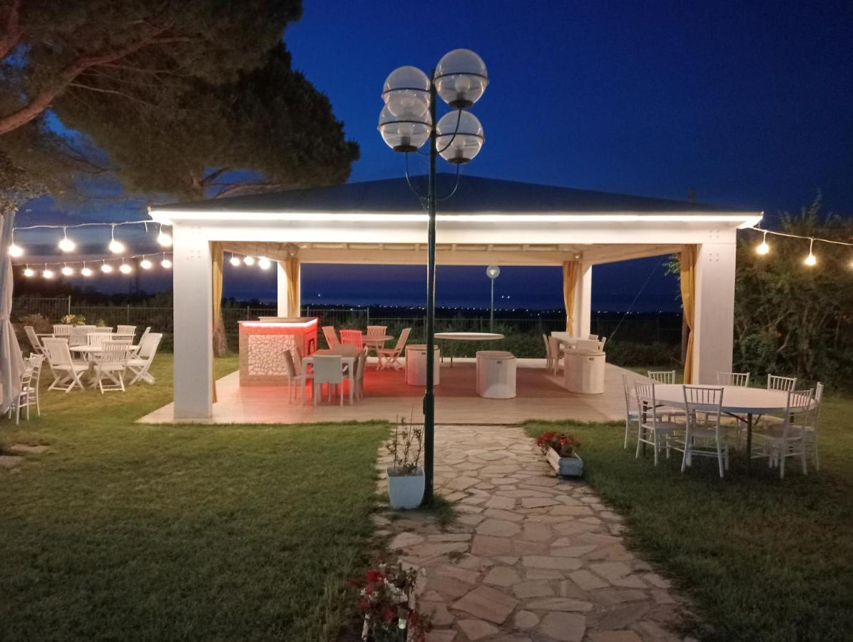 Country House Resort Villa Giardino Degli Eventi Fano Eksteriør billede
