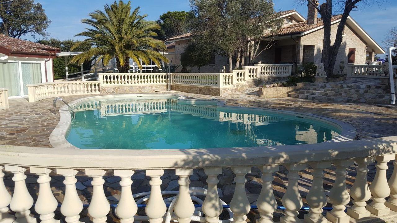 Country House Resort Villa Giardino Degli Eventi Fano Eksteriør billede