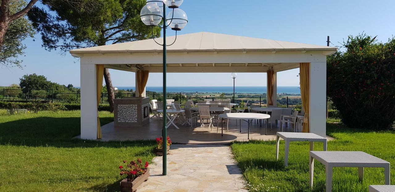 Country House Resort Villa Giardino Degli Eventi Fano Eksteriør billede